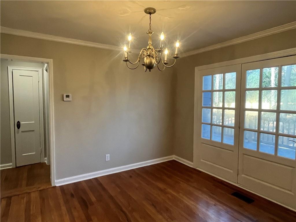 1192 Kingsley Circle Northeast Atlanta, GA 30324 - Photo 9 of 33