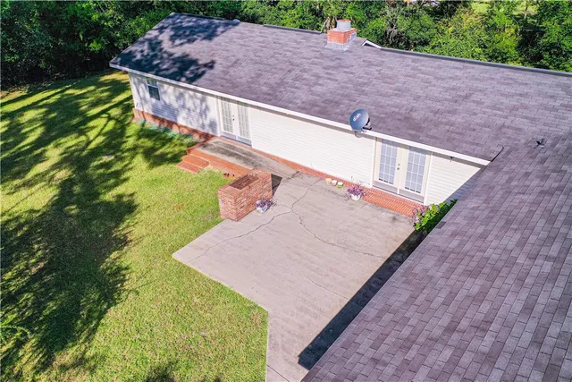 $309,000 | 118 Pinehurst Drive, Blackshear, GA 31516