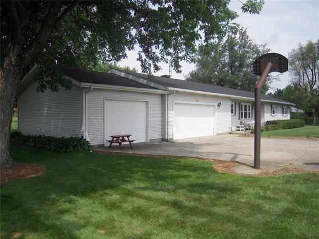 7601 South Cowan Road Muncie, IN 47302 - Photo 1 of 8 Gallery Image 1