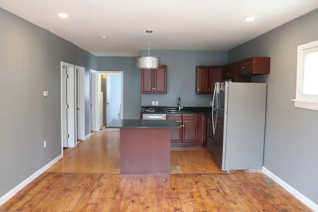 $2,100 | 69 Catharine Street, Unit 3, Worcester, MA 01605