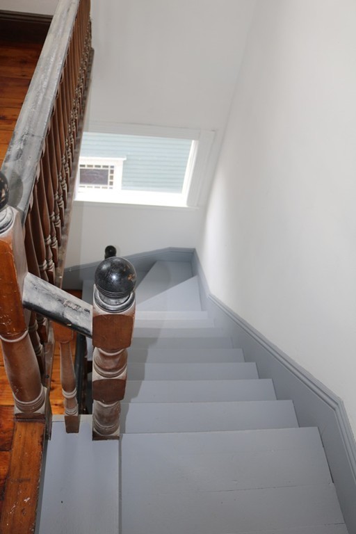 69 Catharine Street, Unit 3 Worcester, MA 01605 - Photo 16 of 17 a view of entryway