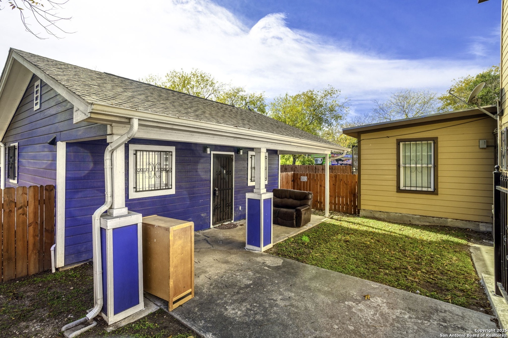 236 East Dullnig Court, Unit 3 San Antonio, TX 78223 - Photo 2 of 9