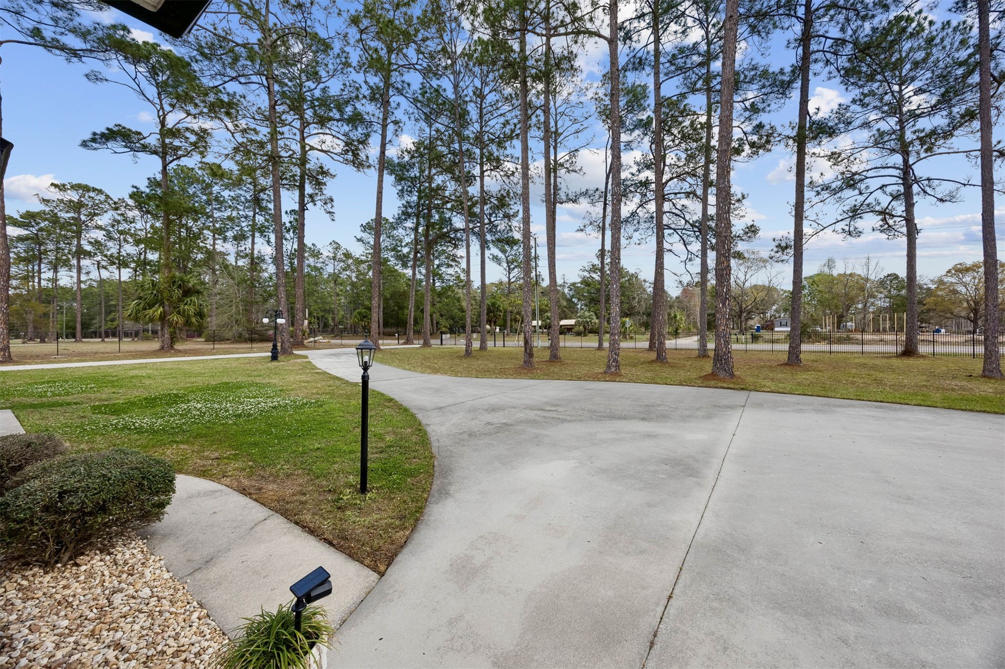 376488 Kings Ferry Road Hilliard, FL 32046 - Photo 14 of 73 a view of a park with tree s