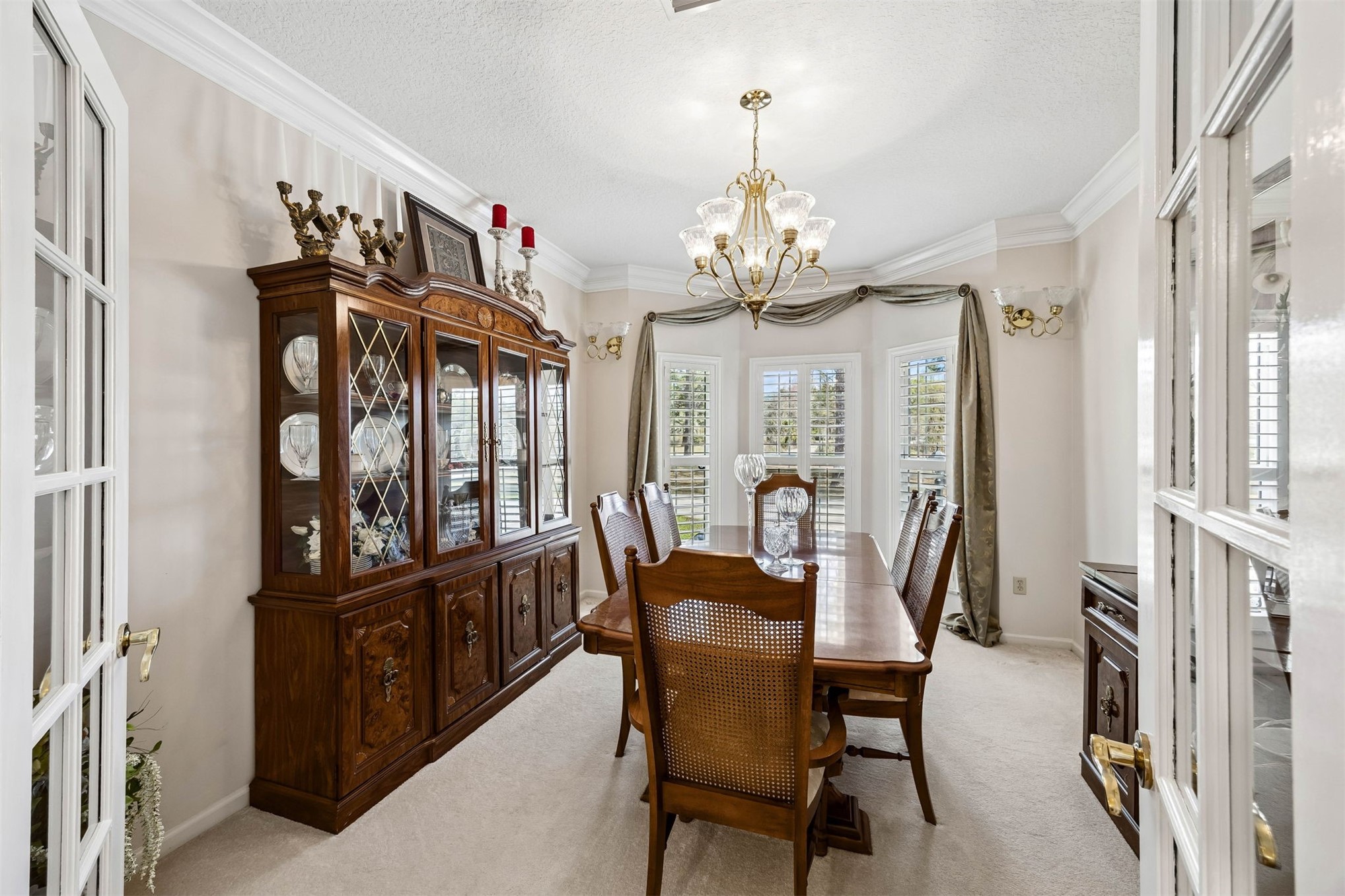 376488 Kings Ferry Road Hilliard, FL 32046 - Photo 20 of 73 a view of a dining room with furniture and window