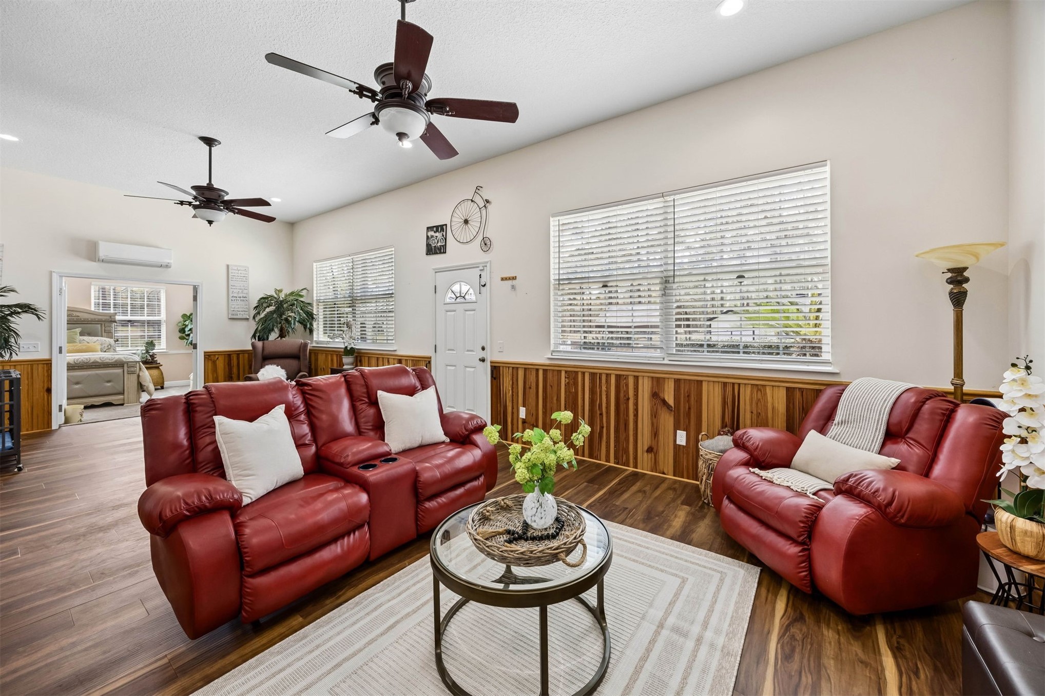 376488 Kings Ferry Road Hilliard, FL 32046 - Photo 47 of 73 a living room with furniture and a large window