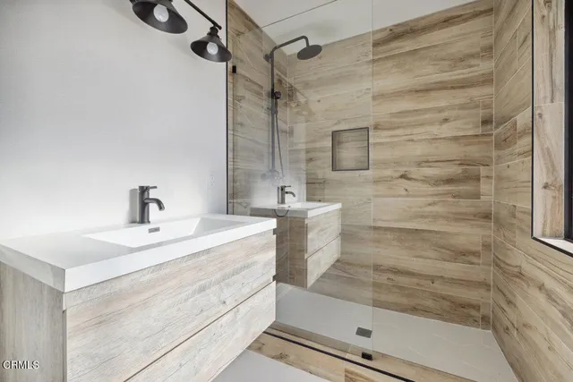 $1,730,000 | 4555 Falkirk Bay, Oxnard, CA 93035