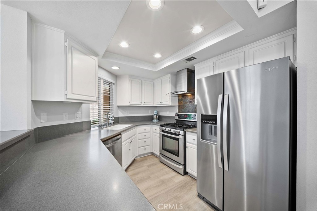 8 Rue Du Parc Lake Forest, CA 92610 - Photo 11 of 49