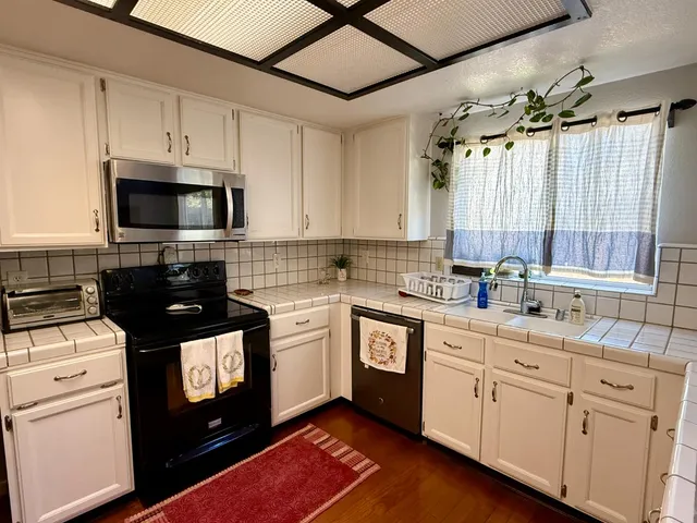 $520,000 | 1010 Neal Street, Los Banos, CA 93635