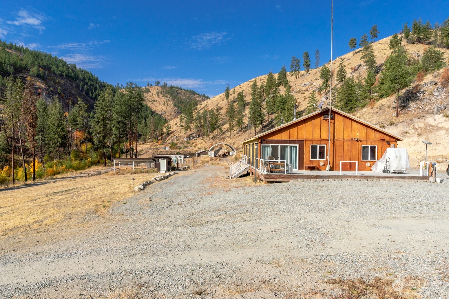 4180 Washington Creek Road Chelan, WA 98816 - Photo 11 of 38 Gallery Image 11
