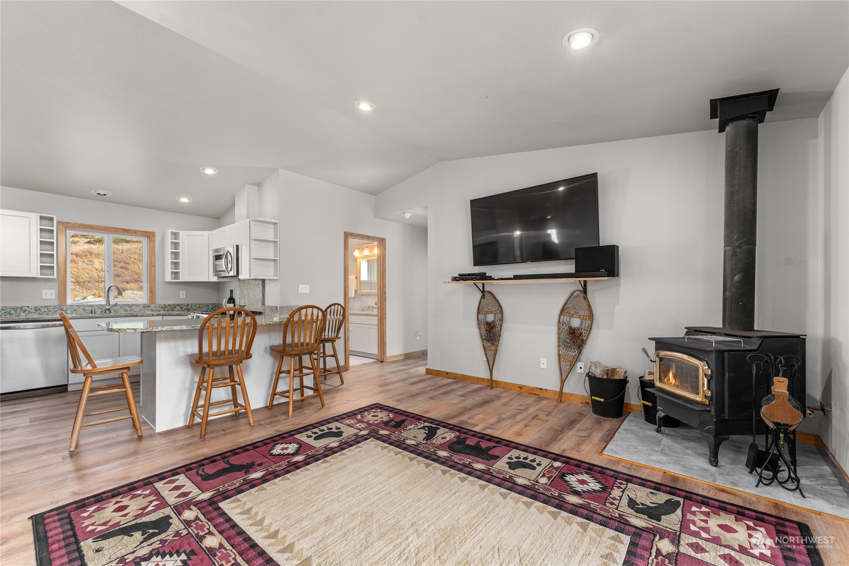 4180 Washington Creek Road Chelan, WA 98816 - Photo 17 of 38 Gallery Image 17