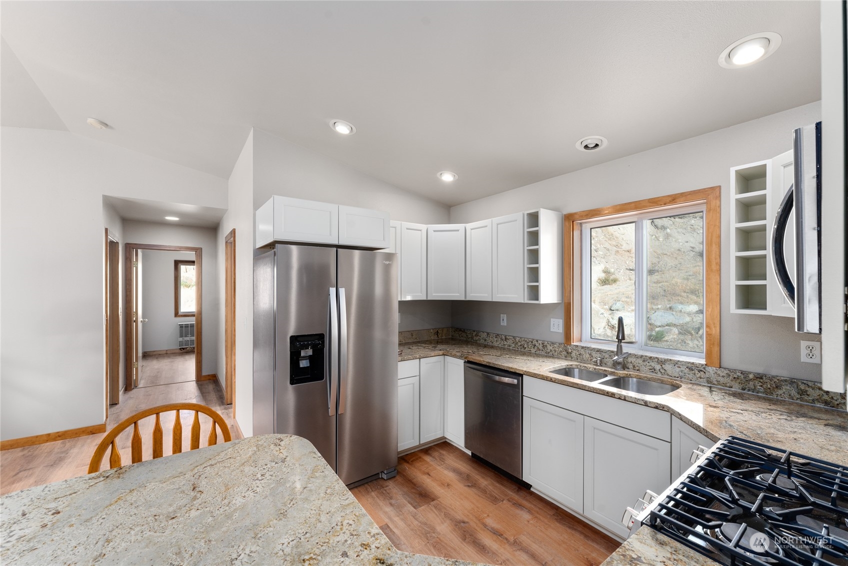 4180 Washington Creek Road Chelan, WA 98816 - Photo 20 of 38 Gallery Image 20