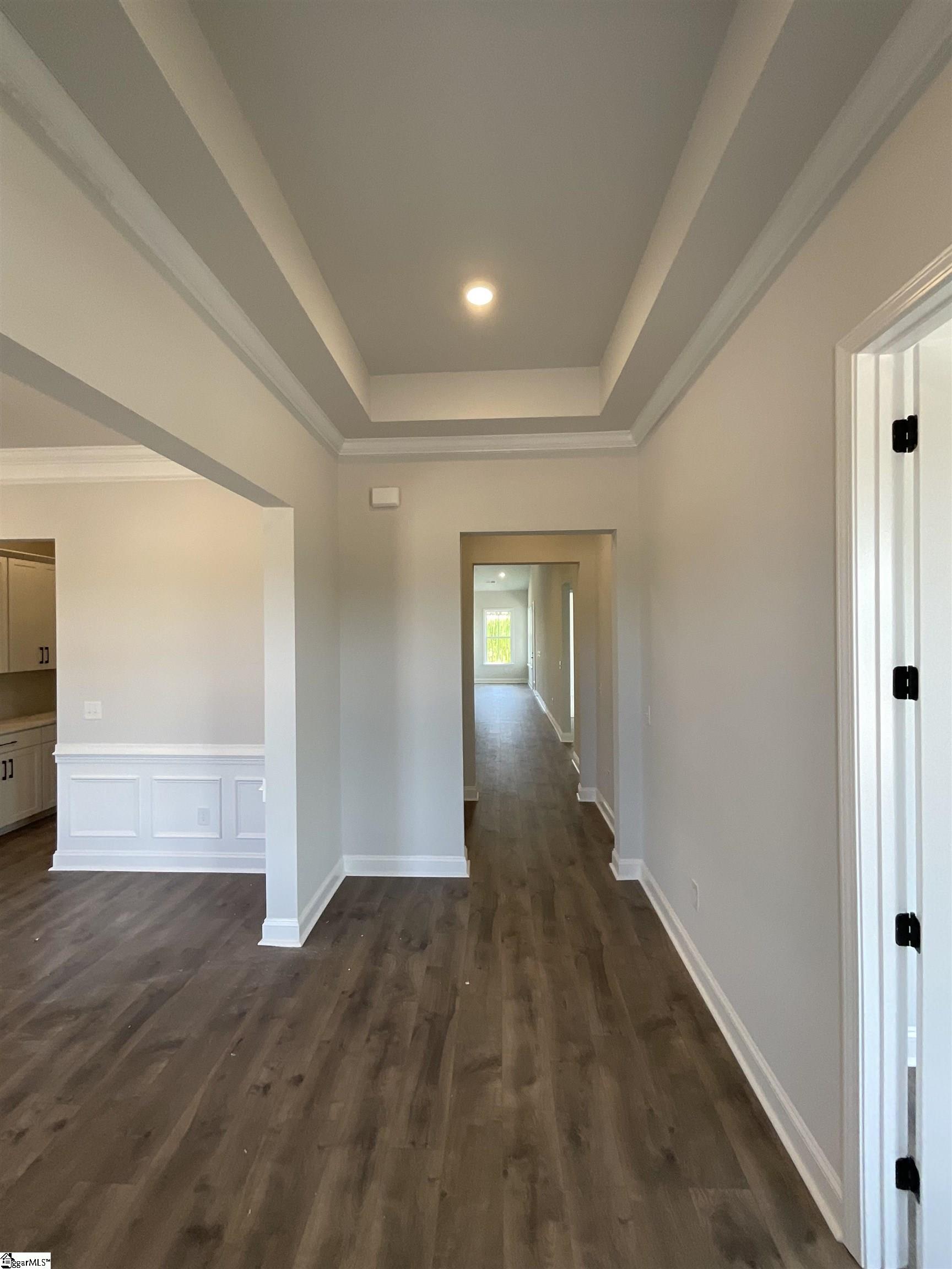 401 Rustic Outland Drive Simpsonville, SC 29681 - Photo 3 of 31