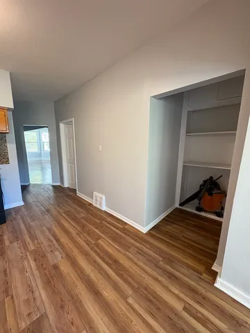 $1,300 | 5940 South Marshfield Avenue, Unit 1, Chicago, IL 60636