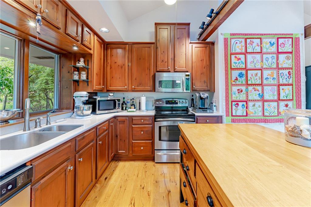 441 Brooks Road Wexford, PA 15090 - Photo 11 of 25 Gallery Image 11