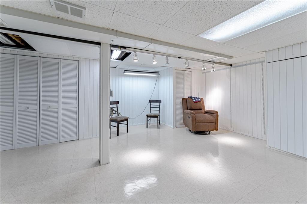441 Brooks Road Wexford, PA 15090 - Photo 20 of 25 Gallery Image 20