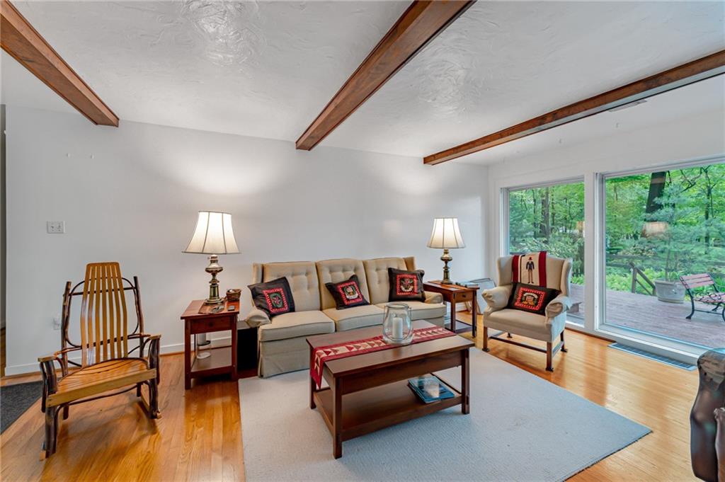 441 Brooks Road Wexford, PA 15090 - Photo 4 of 25 Gallery Image 4