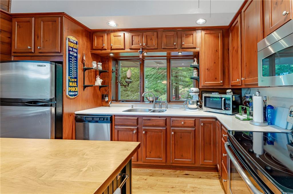 441 Brooks Road Wexford, PA 15090 - Photo 10 of 25 Gallery Image 10