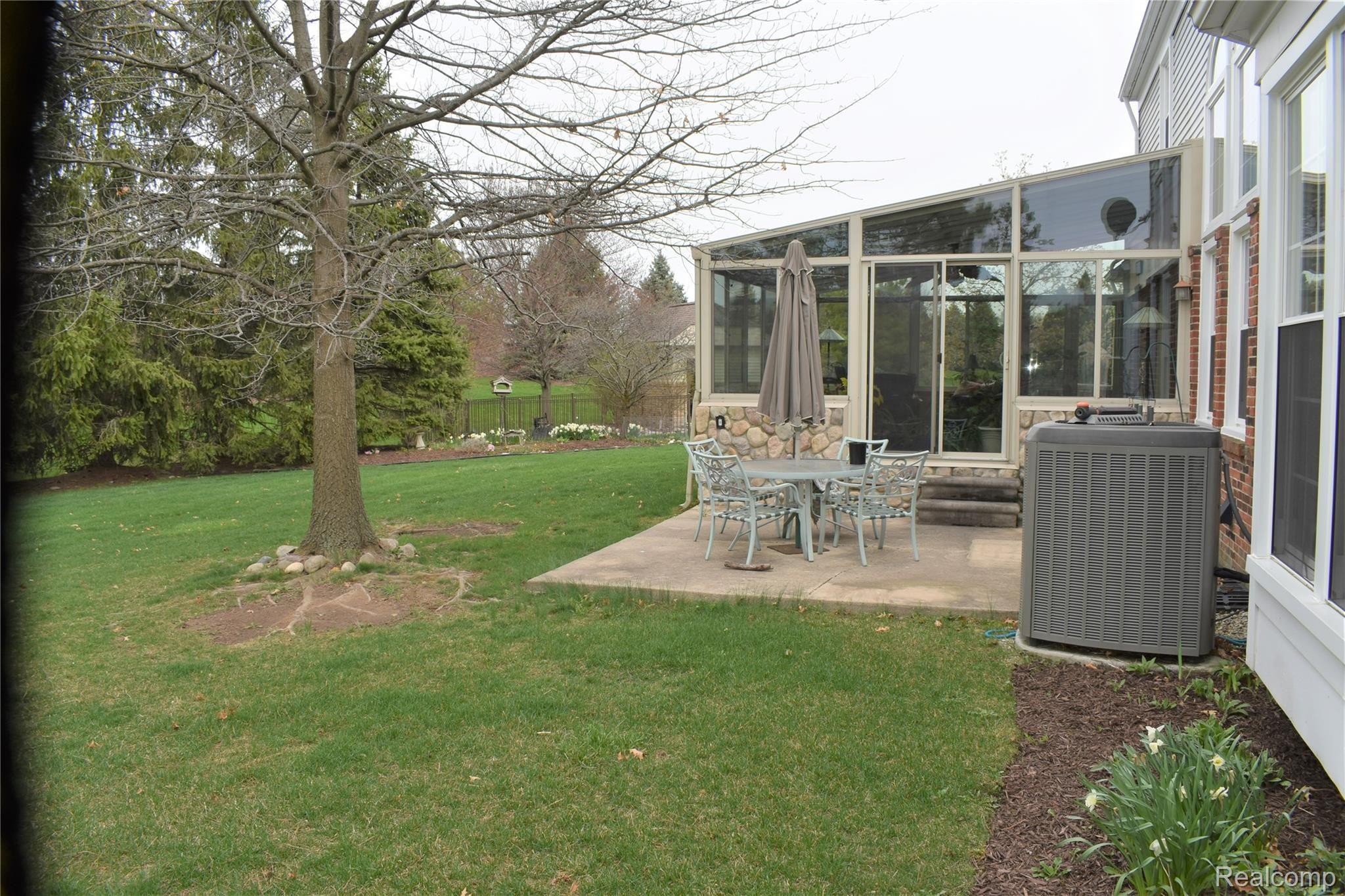 46672 Mornington Road Canton, MI 48188 - Photo 61 of 66 DSC_0171.JPG