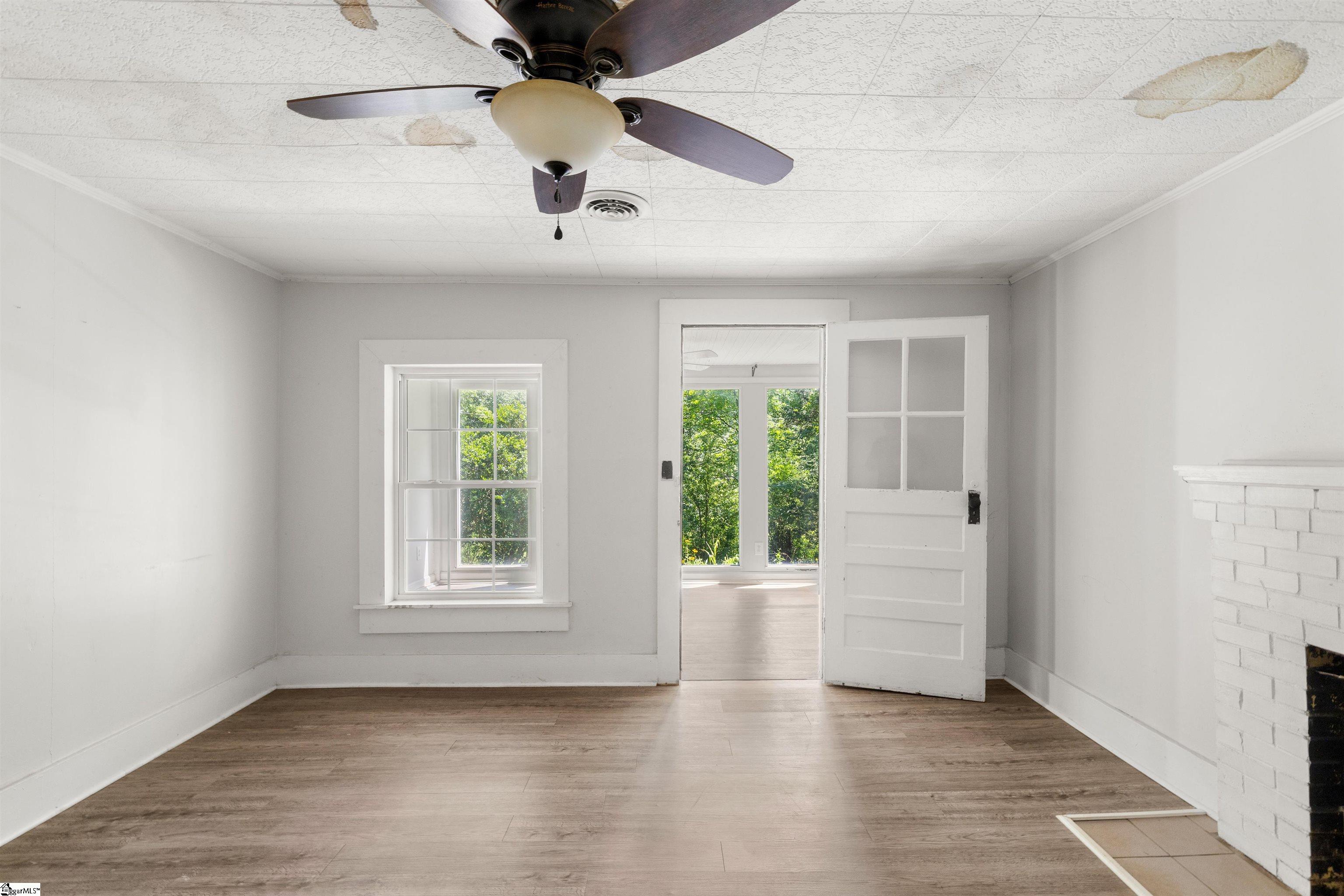 262 Rutledge Lake Road Greenville, SC 29617 - Photo 15 of 28 Gallery Image 15