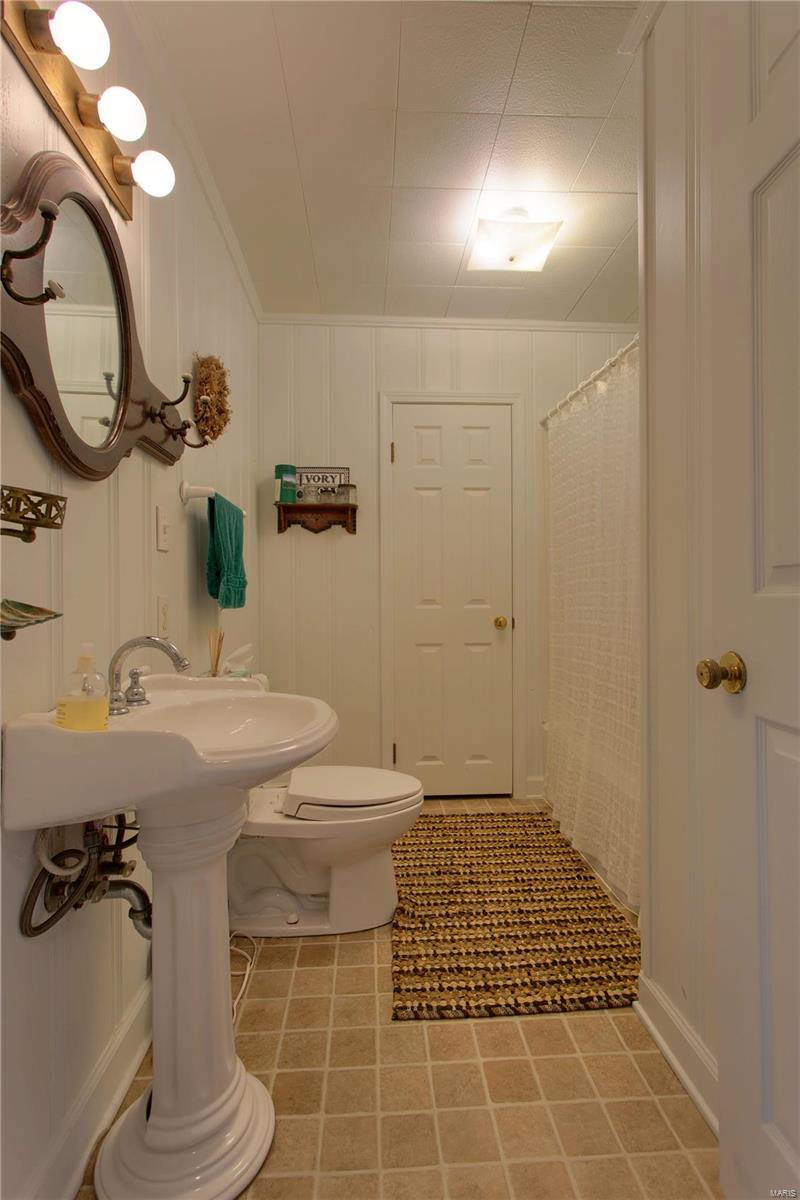1800 Gilbreath Road Troy, IL 62294 - Photo 9 of 65 Gallery Image 9