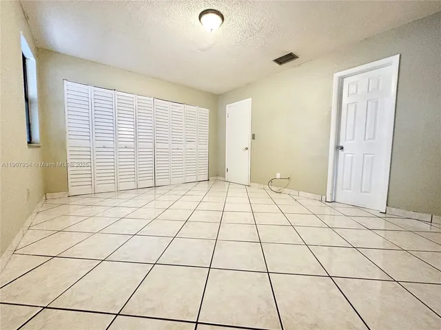 $2,250 | 10554 Northwest 3rd Street, Pembroke Pines, FL 33026