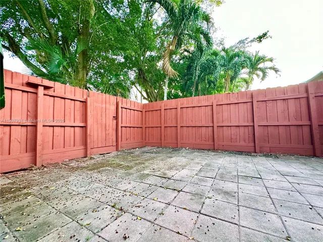$2,250 | 10554 Northwest 3rd Street, Pembroke Pines, FL 33026