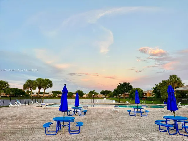 $2,250 | 10554 Northwest 3rd Street, Pembroke Pines, FL 33026