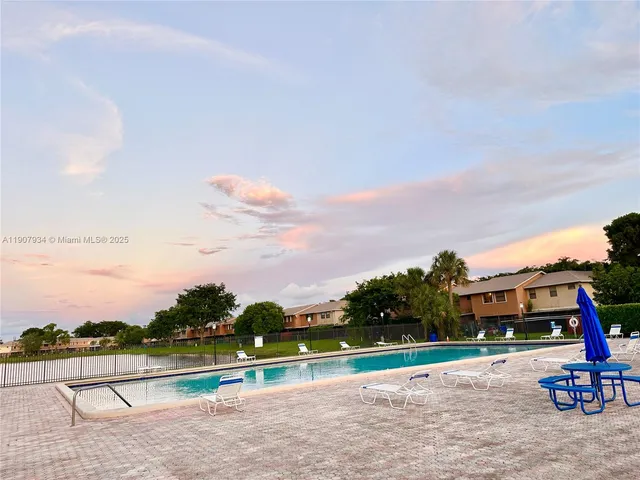 $2,250 | 10554 Northwest 3rd Street, Pembroke Pines, FL 33026