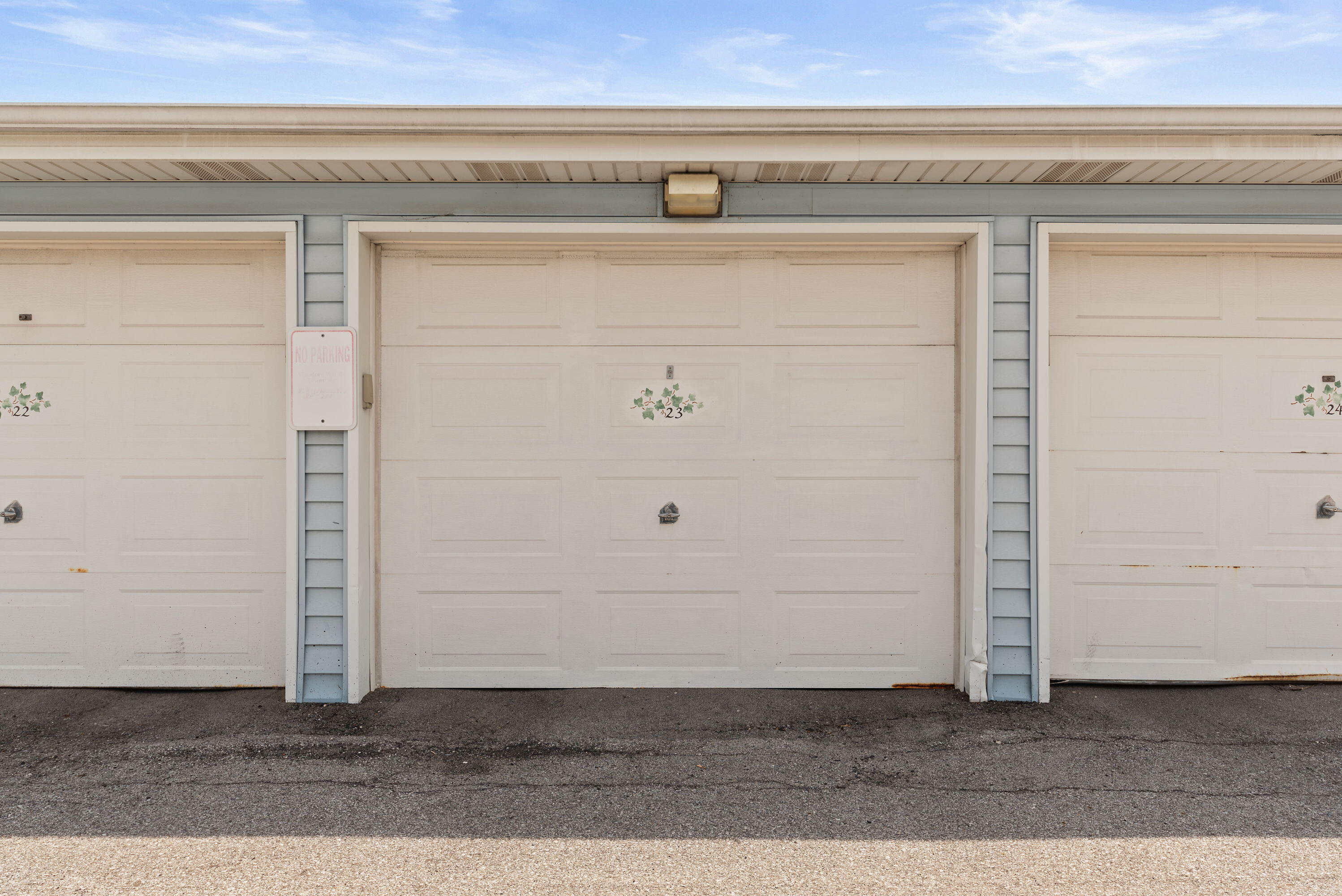9651 Merrillville Road, Unit 204 Crown Point, IN 46307 - Photo 23 of 26 2996x2000