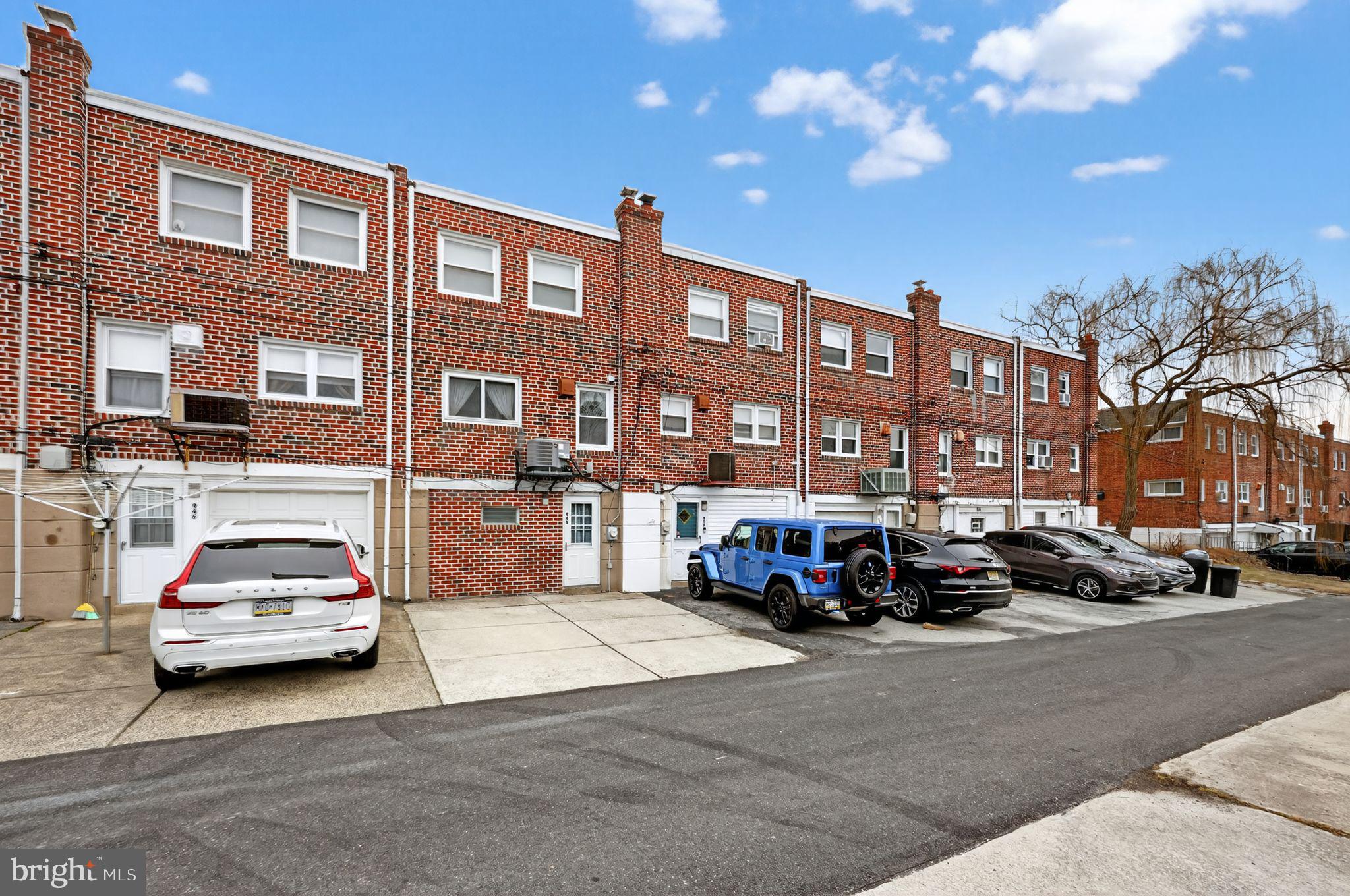 948 Grant Road Folcroft, PA 19032 - Photo 5 of 31 a car parked in front of a building