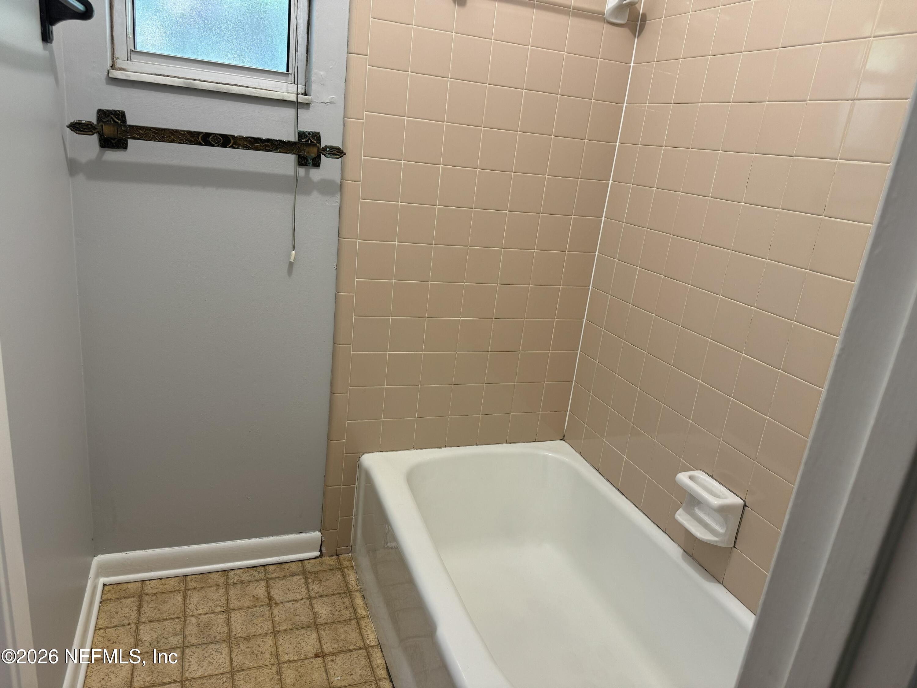 475 Nightingale Street Keystone Heights, FL 32656 - Photo 23 of 26 22) Bathroom 2