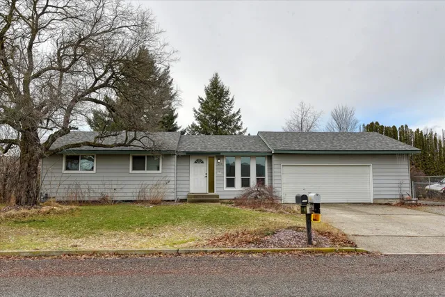 $435,000 | 5617 North Haye Street, Newman Lake, WA 99025