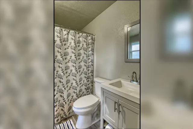 $435,000 | 5617 North Haye Street, Newman Lake, WA 99025