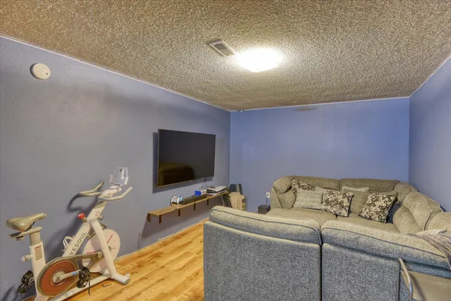 $435,000 | 5617 North Haye Street, Newman Lake, WA 99025