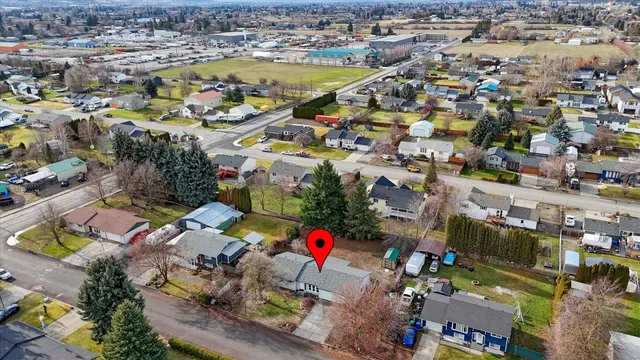 $435,000 | 5617 North Haye Street, Newman Lake, WA 99025