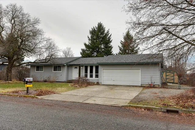 $435,000 | 5617 North Haye Street, Newman Lake, WA 99025