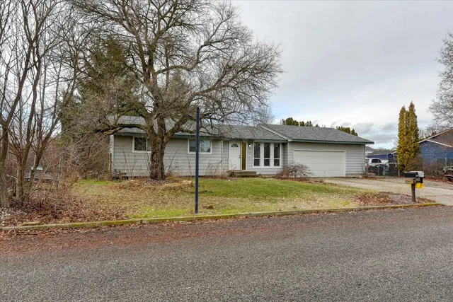 $435,000 | 5617 North Haye Street, Newman Lake, WA 99025