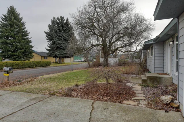 $435,000 | 5617 North Haye Street, Newman Lake, WA 99025