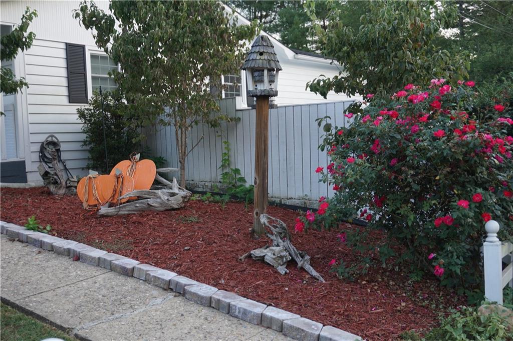 623 Powell Road Northeast Lenoir, NC 28645 - Photo 3 of 29 Gallery Image 3
