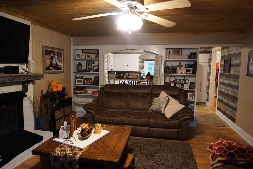 623 Powell Road Northeast Lenoir, NC 28645 - Photo 10 of 29 Gallery Image 10