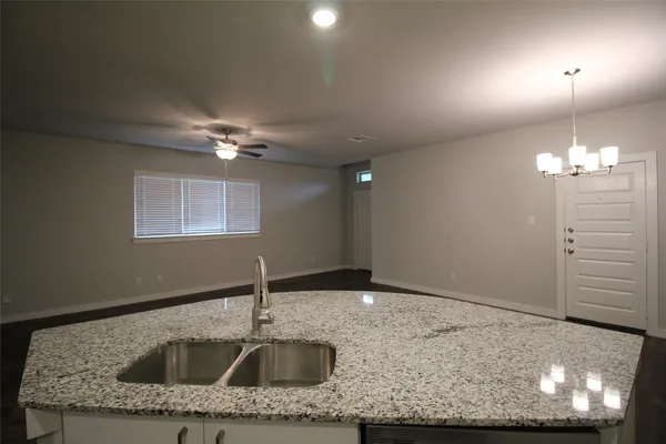 $1,875 | 25504 Starling Lane, Magnolia, TX 77354