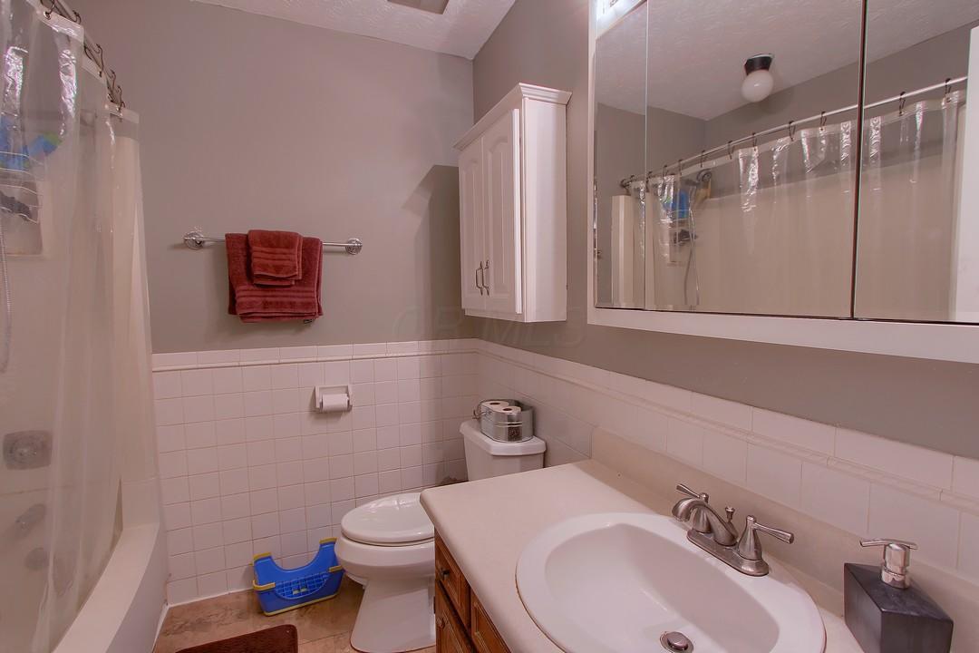 2304 Summit View Road Powell, OH 43065 - Photo 14 of 22 Gallery Image 14