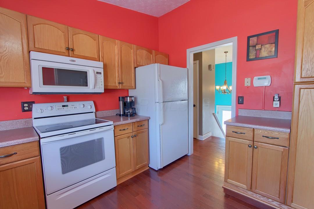 2304 Summit View Road Powell, OH 43065 - Photo 8 of 22 Gallery Image 8