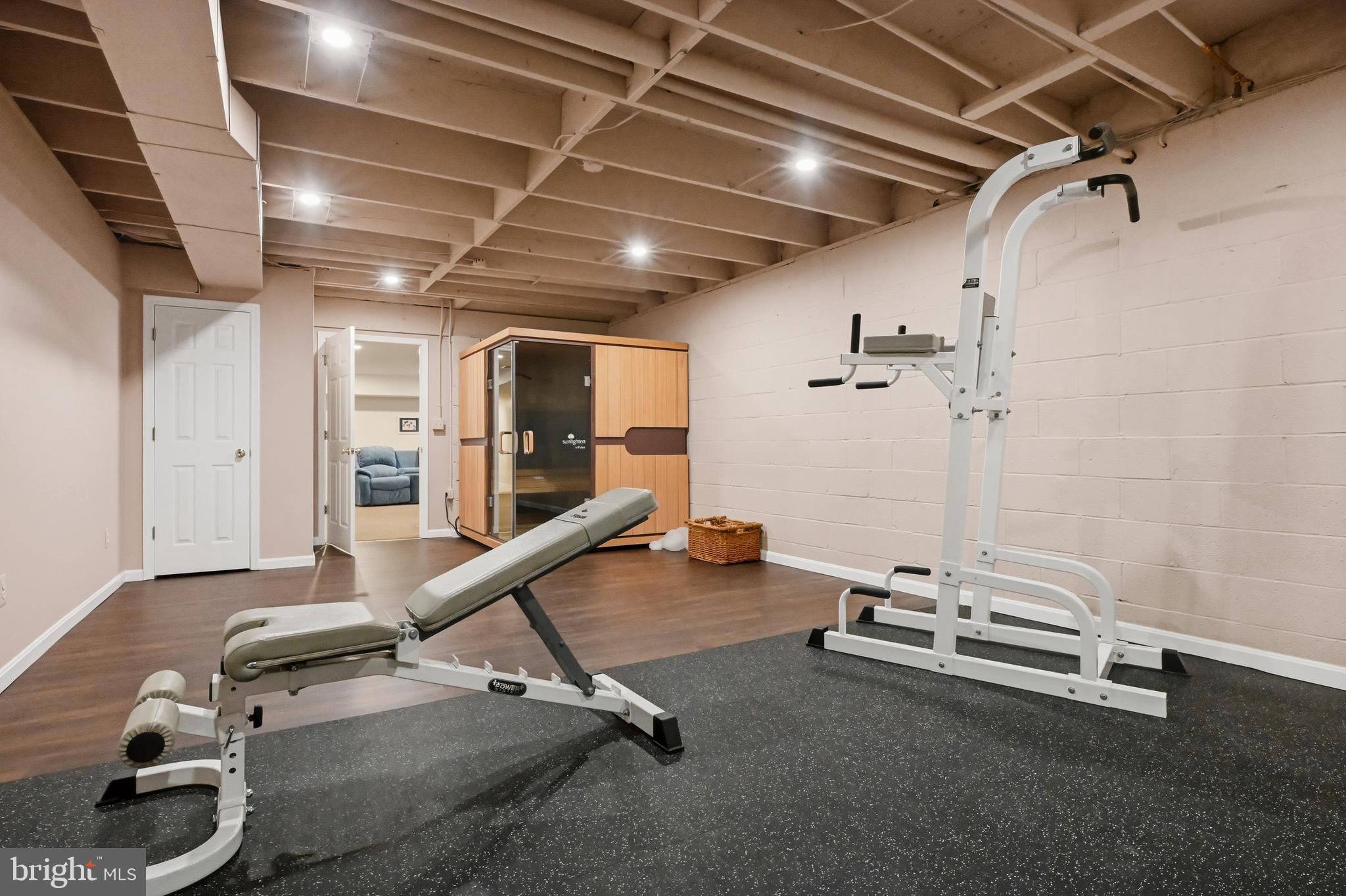 982 Wayson Way Davidsonville, MD 21035 - Photo 58 of 70 Gym with Sauna