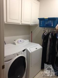 1889 Ribera Drive Oxnard, CA 93030 - Photo 14 of 22 a utility room with dryer and washer