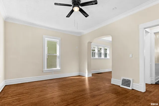 $174,900 | 1801 West Ayres Avenue, Peoria, IL 61606