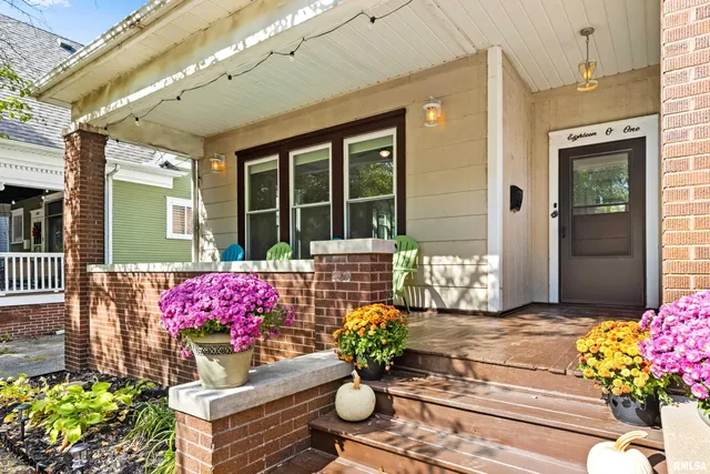 $174,900 | 1801 West Ayres Avenue, Peoria, IL 61606