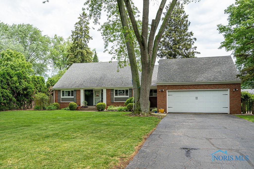 2331 Timberlawn Road Toledo, OH 43614 - Photo 3 of 45 Gallery Image 3