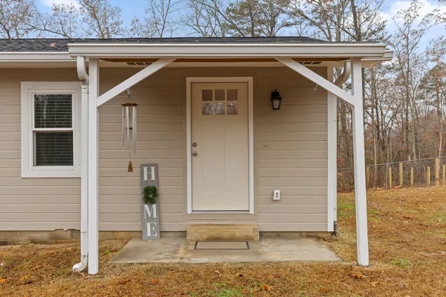 $235,900 | 13747 Bretton Drive, Soddy Daisy, TN 37379