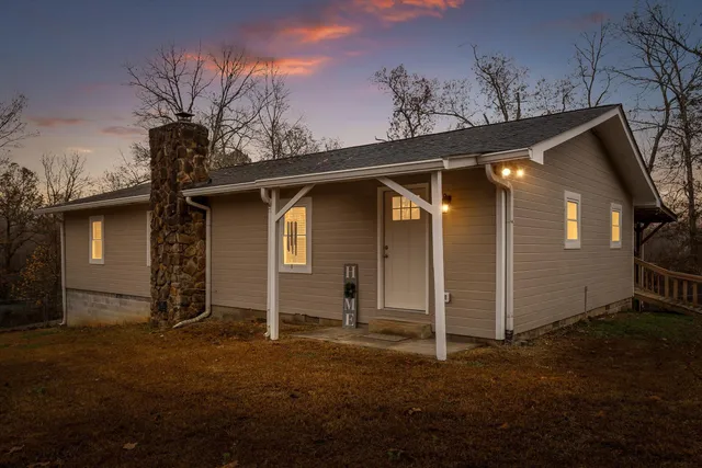 $235,900 | 13747 Bretton Drive, Soddy Daisy, TN 37379